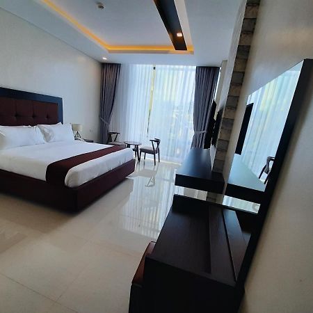 Winrich Hotel Mactan Esterno foto