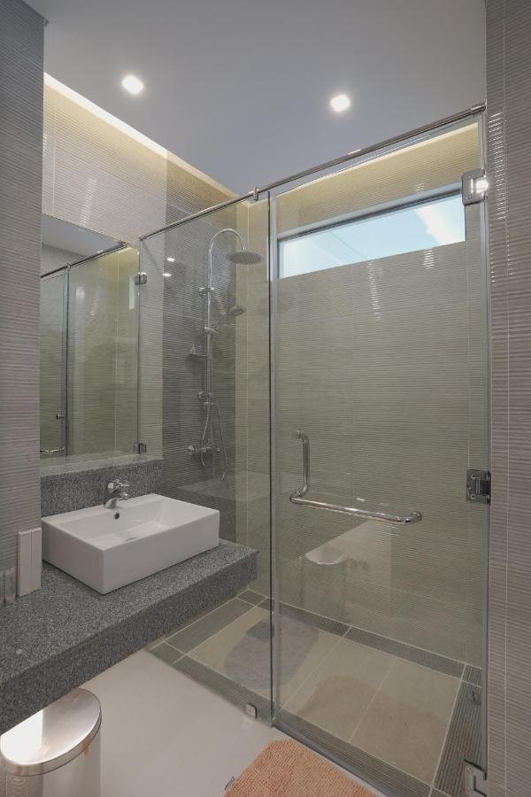 Winrich Hotel Mactan Esterno foto