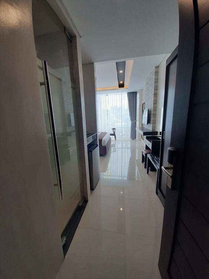 Winrich Hotel Mactan Esterno foto