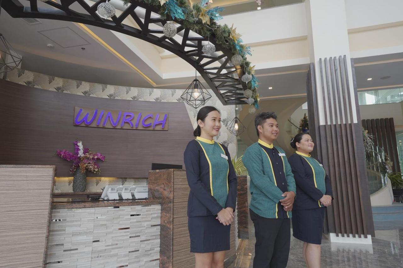 Winrich Hotel Mactan Esterno foto