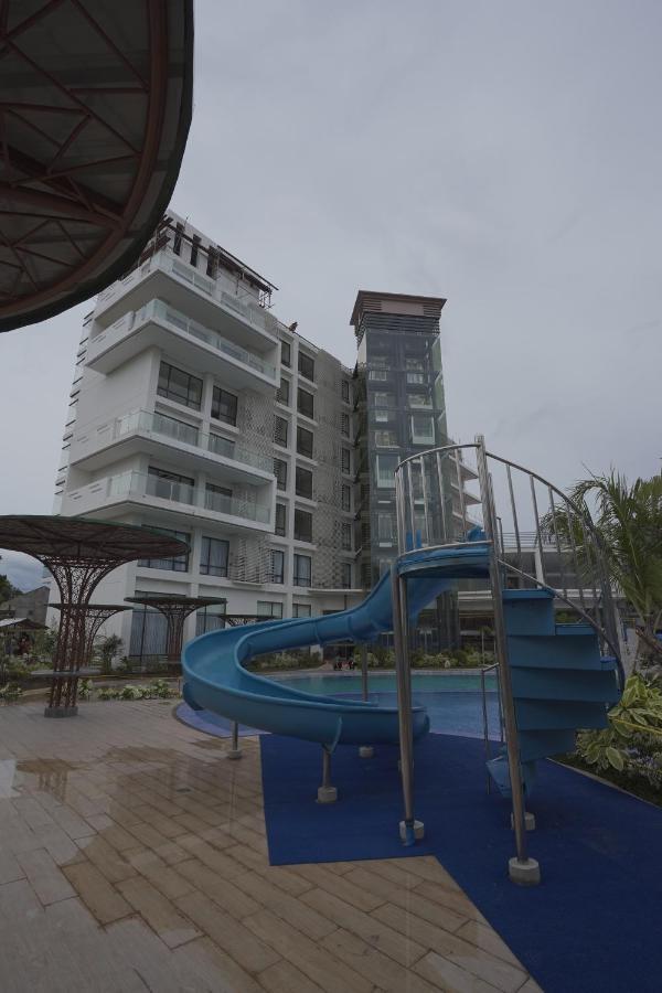 Winrich Hotel Mactan Esterno foto