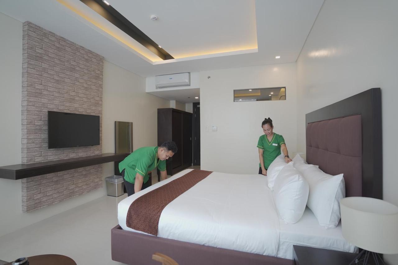 Winrich Hotel Mactan Esterno foto