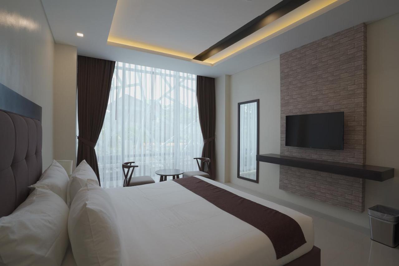 Winrich Hotel Mactan Esterno foto