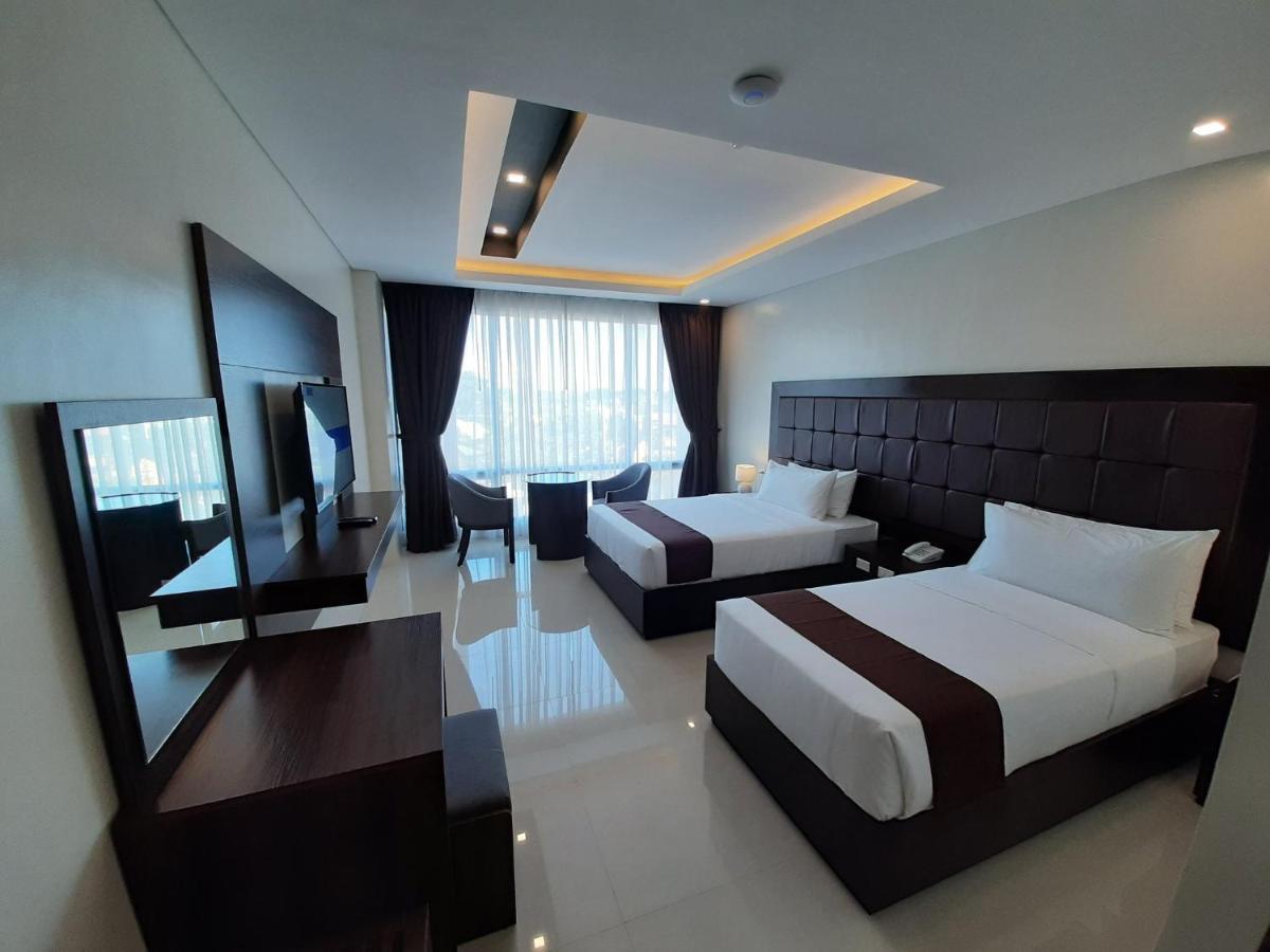 Winrich Hotel Mactan Esterno foto